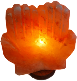 Salzlampe Hände